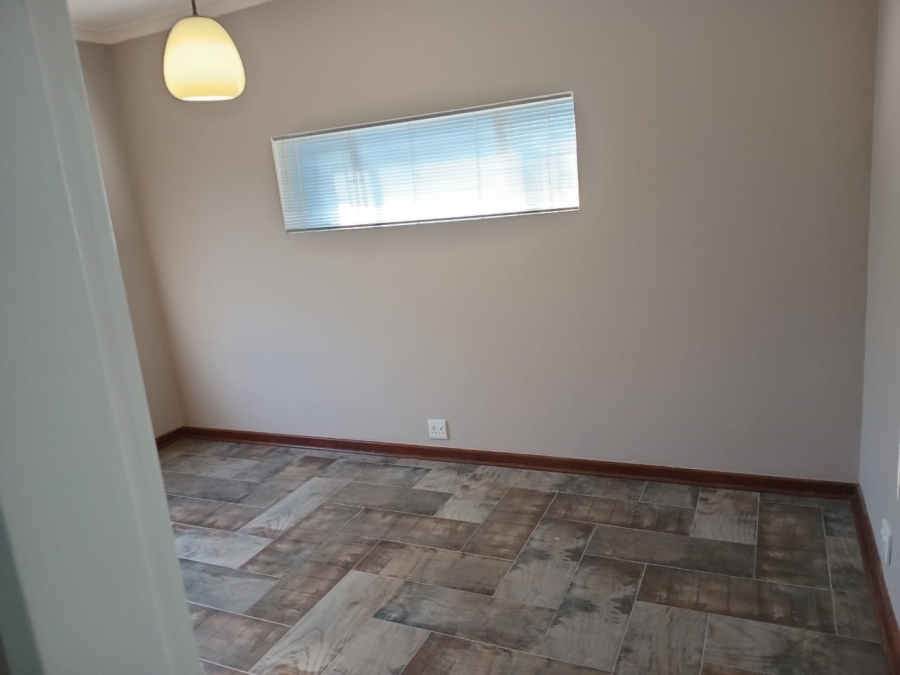 4 Bedroom Property for Sale in Despatch Central Eastern Cape